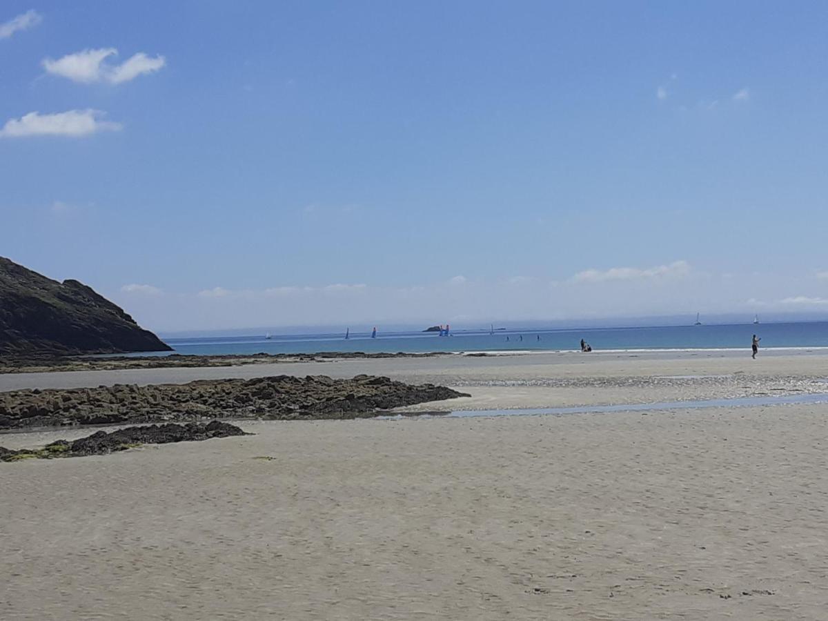 Maison Proche Du Bourg De Crozon Et Des Plages De Morgat Esterno foto